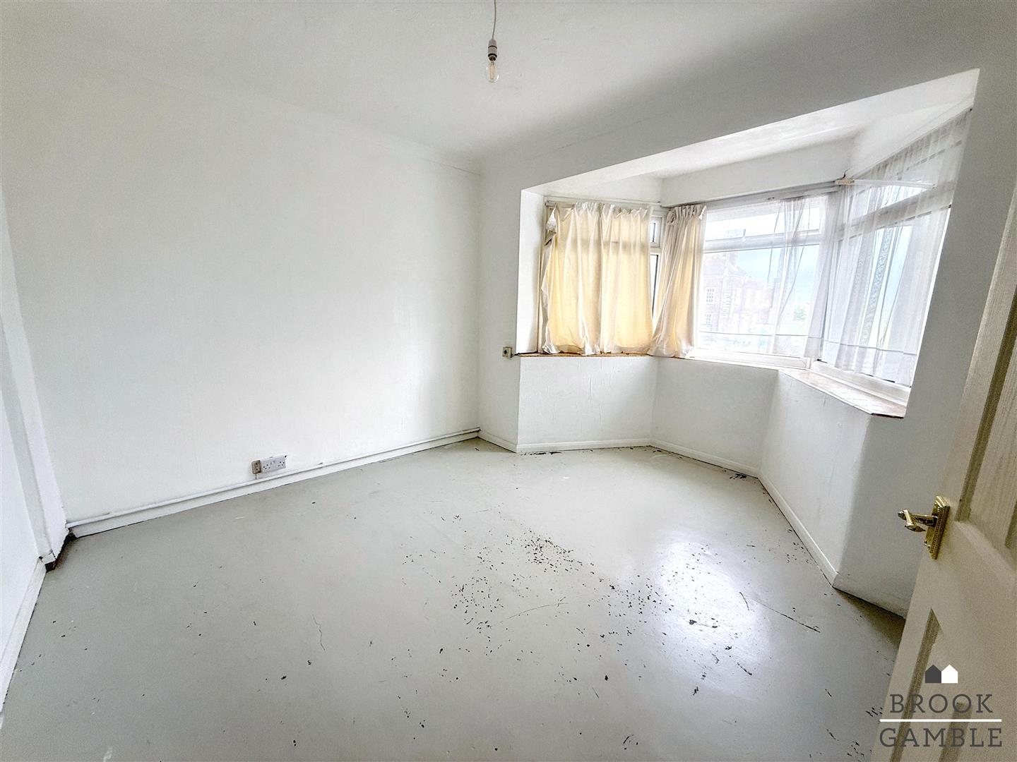 3 Bedroom House. Victoria Drive in Eastbourne,  5